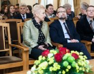 2017 m. Kalbos premiją Seimo Lituanistikos tradicijų ir paveldo įprasminimo komisija skyrė A. Bartnikui